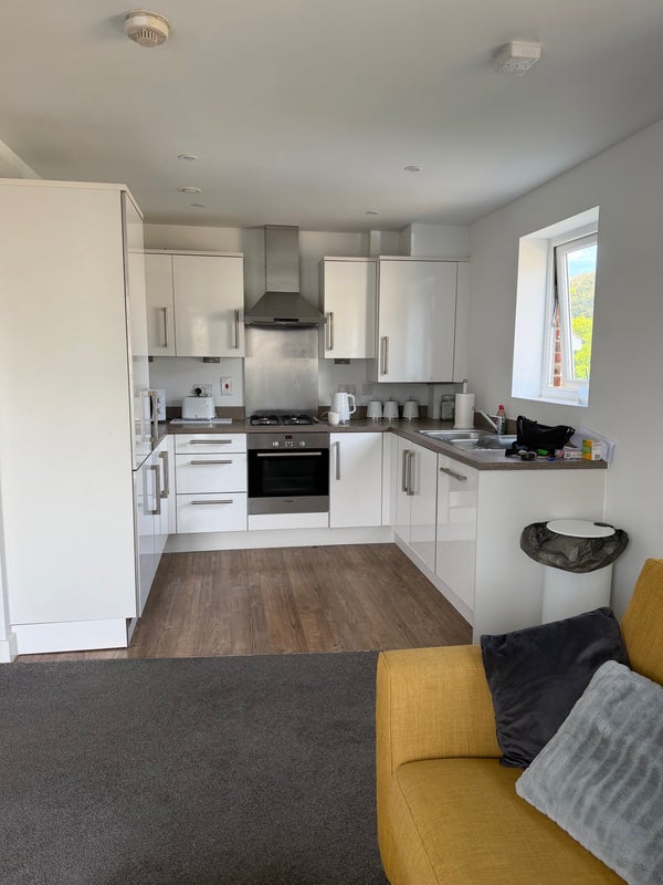 Apartment in Shoreham-By-Sea, Kingston Buci - More