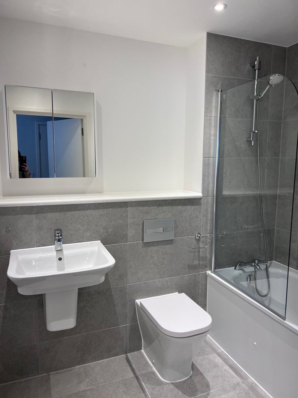 Apartment in Southampton - View 4