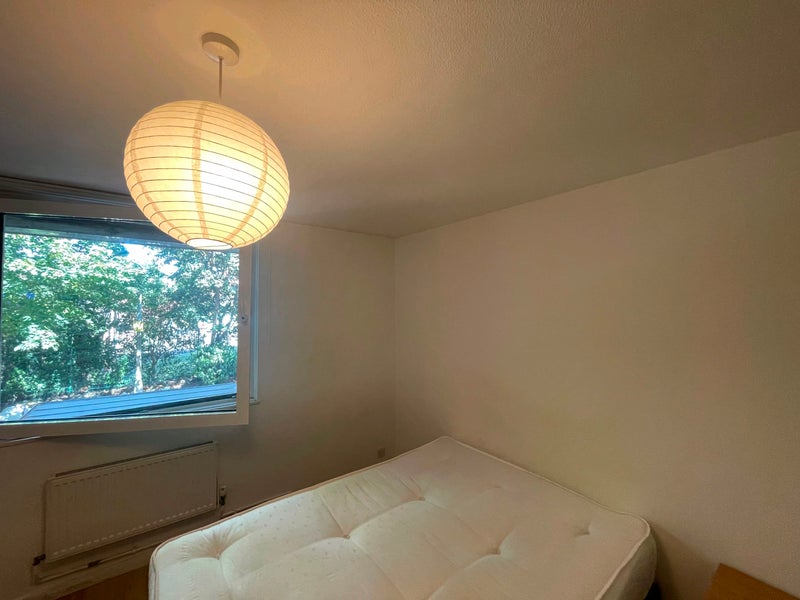 Apartment in London E3 - View 3