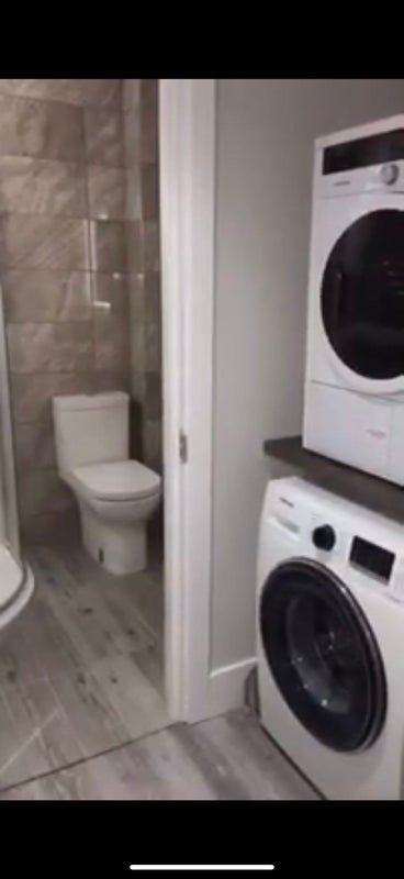 Apartment in Crawley, Northgate - More
