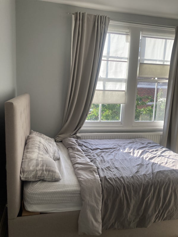 Photo 1: Room 2 