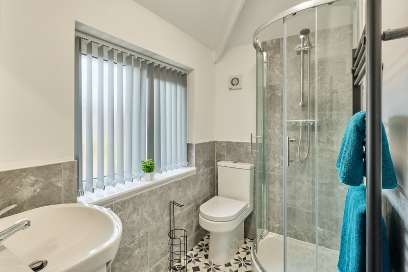 Apartment in Stoke-on-Trent - View 4