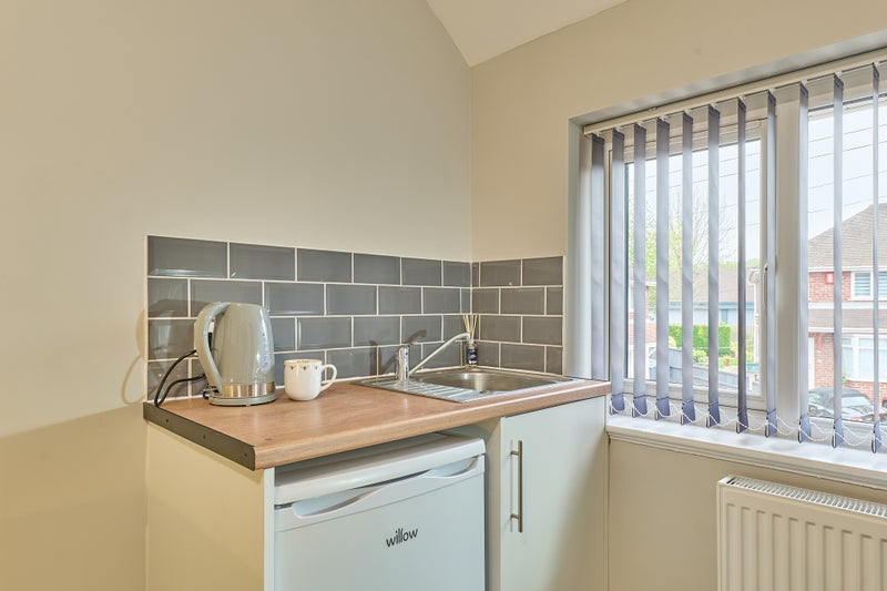 Apartment in Stoke-on-Trent - View 2