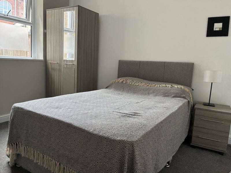 Photo 1: Double room