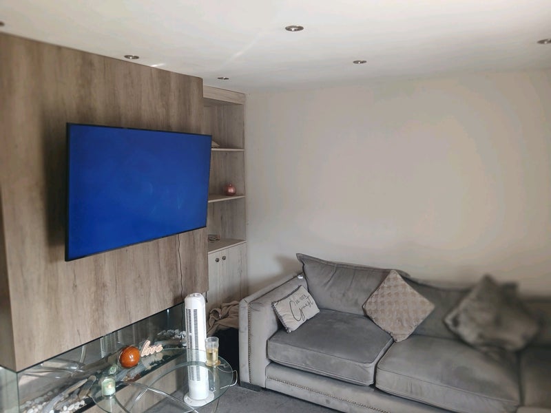 Furnished room in friendly Marston Moretaine home - View 4