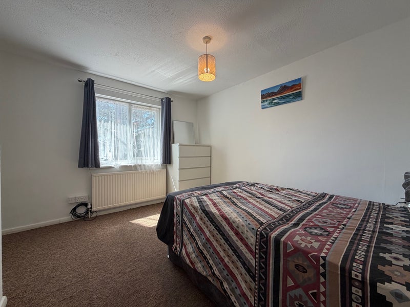 Apartment in Basildon, Essex - View 6