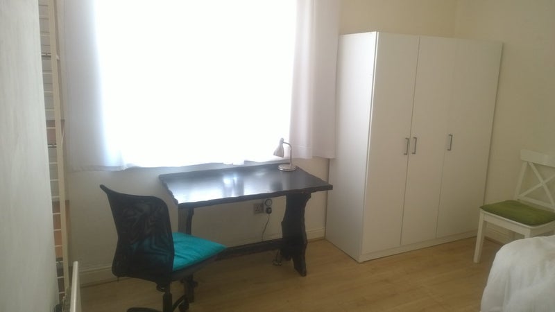 Apartment in Leeds, West Yorkshire - View 4