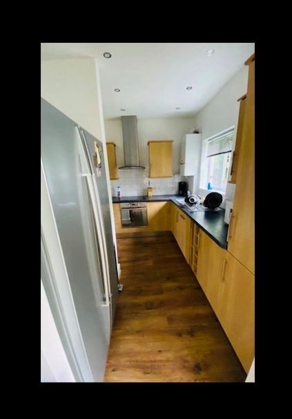 Apartment in North Greenwich - More