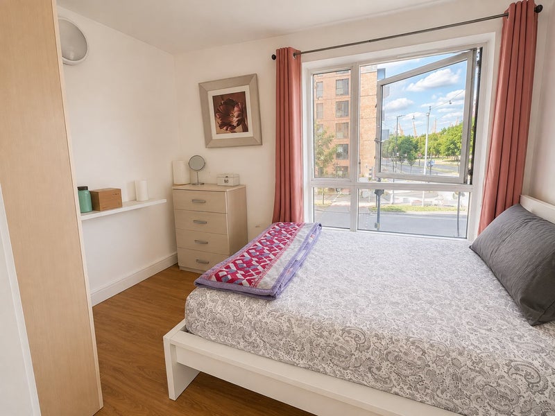 Apartment in London, Royal Borough of Greenwich - View 2