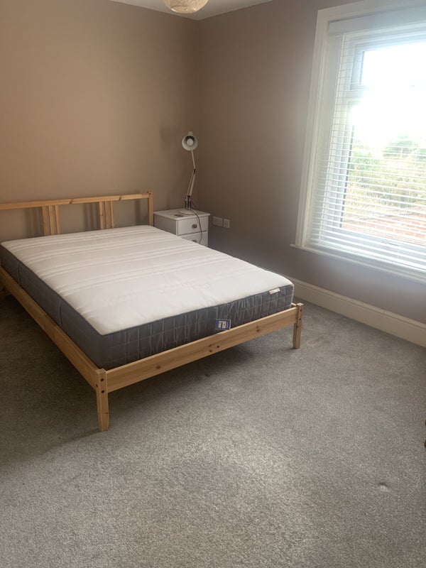 Apartment in Southampton, Hollybrook - View 2