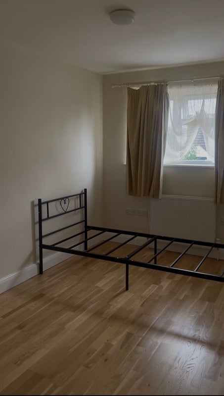Photo 1: Single bed, mattress, table and wardrobe provided