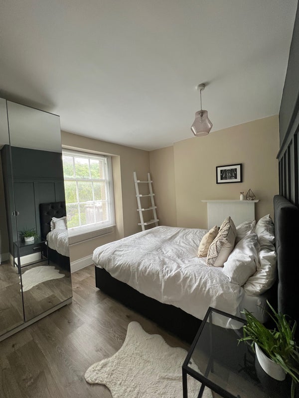 Apartment in Bristol, Clifton Village, Clifton - View 2