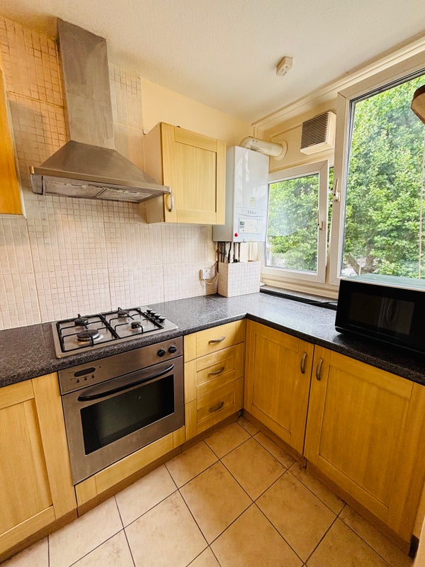 Apartment in London - View 4