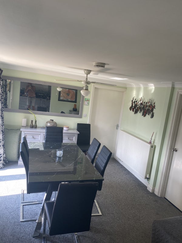 Apartment in Yeovil, Somerset - More