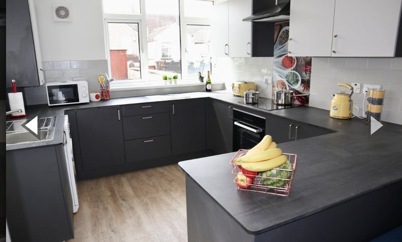 Apartment in Swansea, Castle - View 4