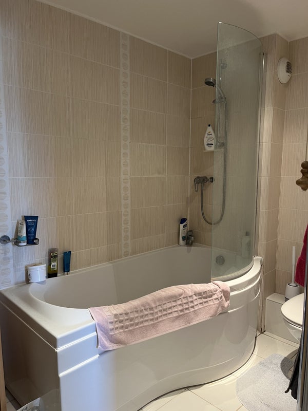 Apartment in Bristol, Clifton - View 2