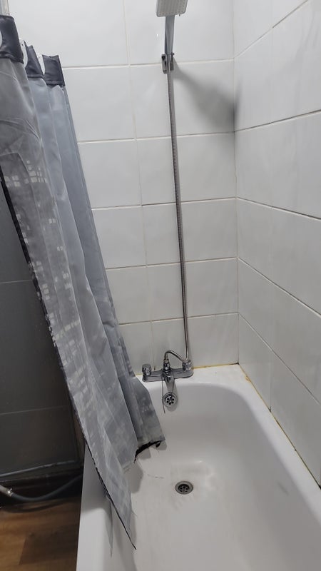 Apartment in Kirklees, West Yorkshire - View 3