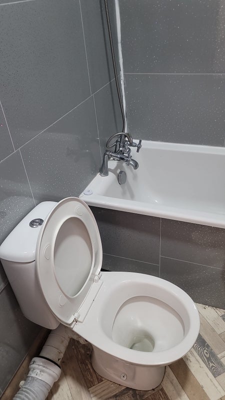 Apartment in Kirklees, West Yorkshire - View 5