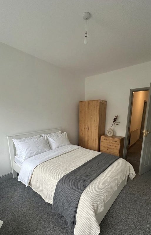 Apartment in Leicester, West End - View 2