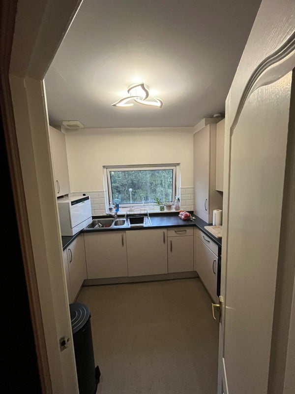 Photo 1: Kitchen