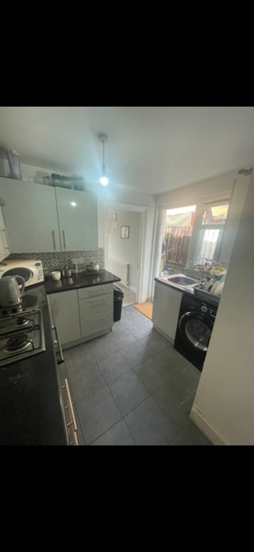 Apartment in London, Woodlands Park, Harringay - View 2