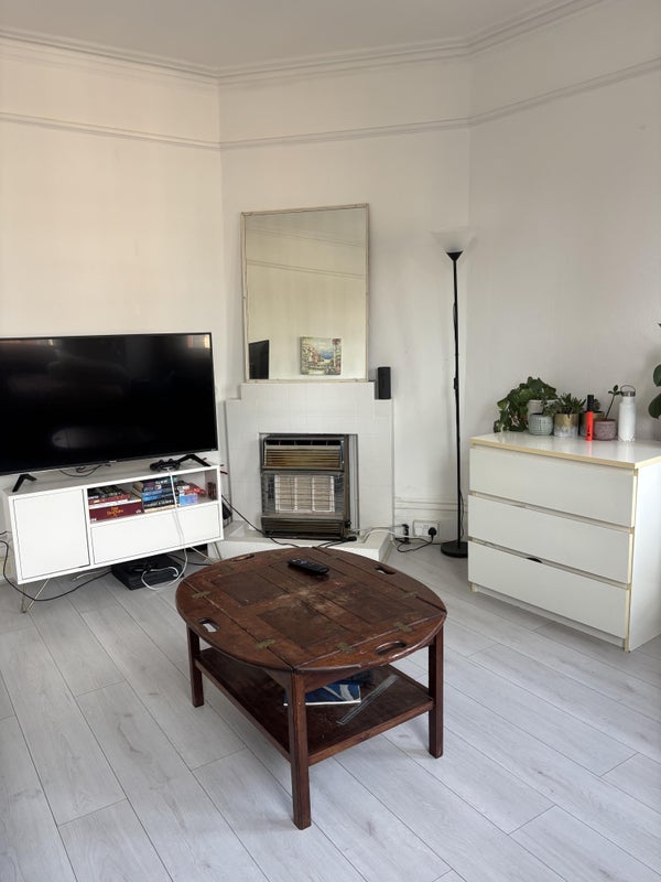 Apartment in London - View 2