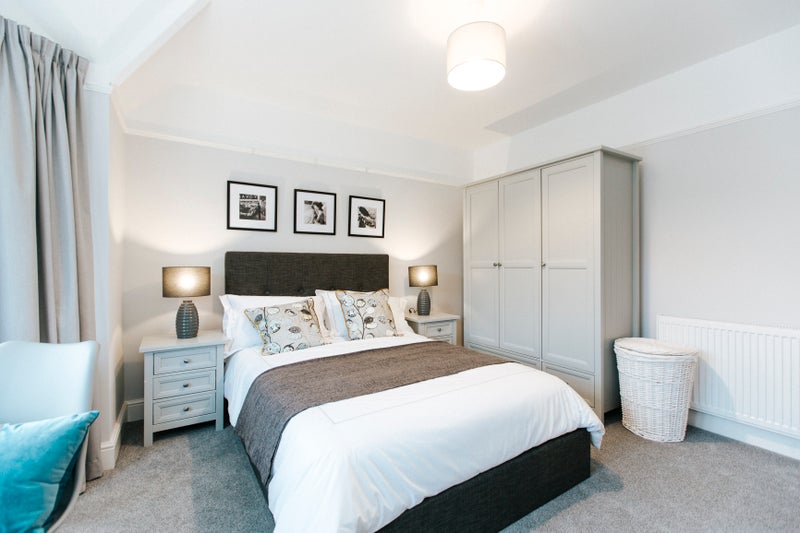 Photo 1: Room 1: Walk to town in this RG1 room