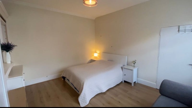 Apartment in London, Walham Green, West Kensington - More