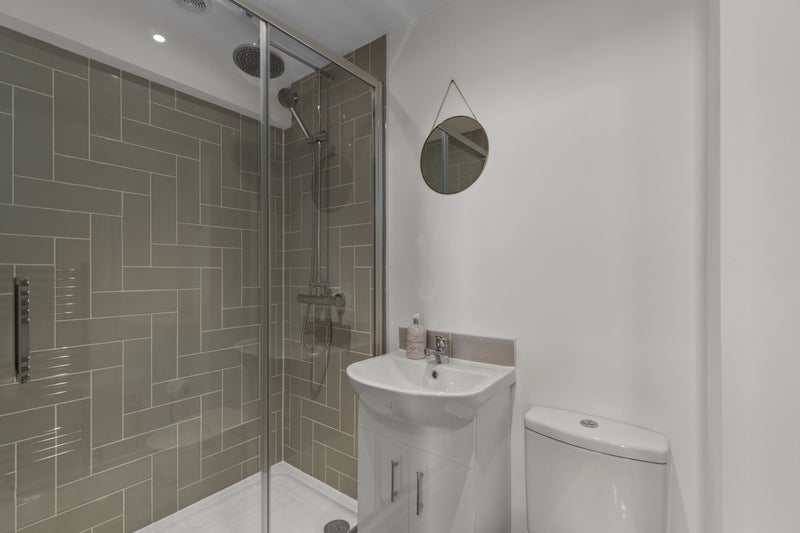 Apartment in Plymouth, Mutley - More