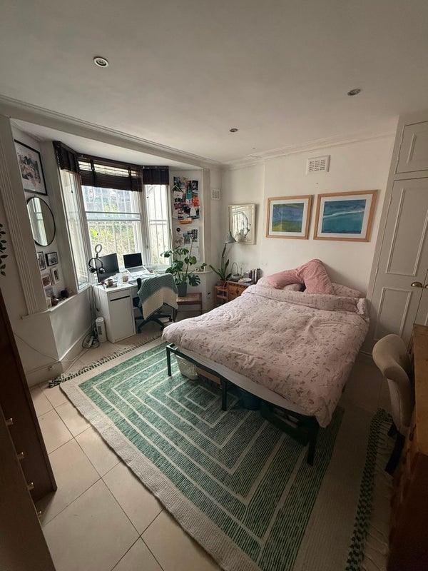 Apartment in London - View 2
