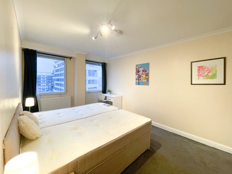 Apartment in London, City of Westminster - View 2