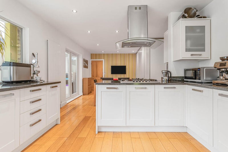 Photo 1: Kitchen