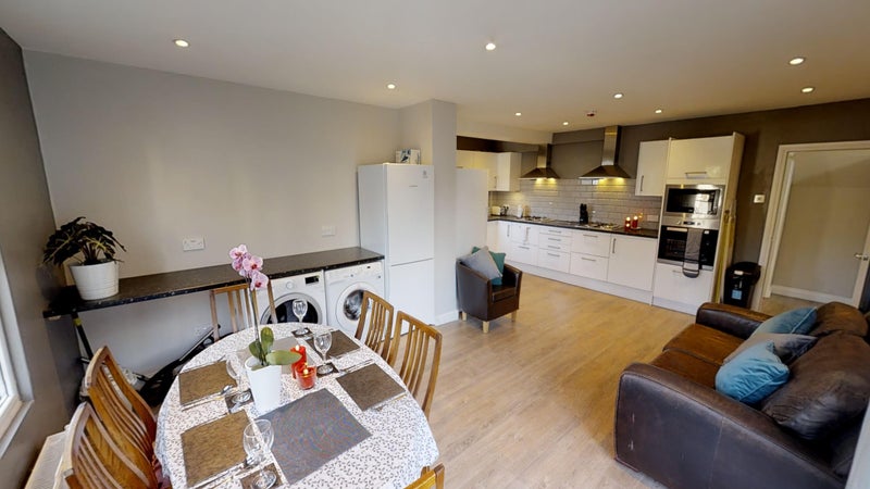 Apartment in Bristol, Southmead - View 4