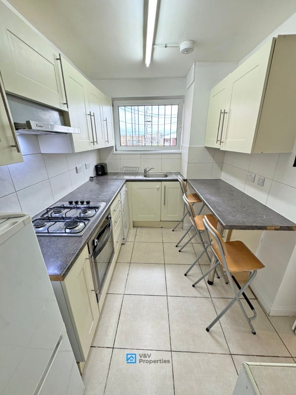 Apartment in London - View 4