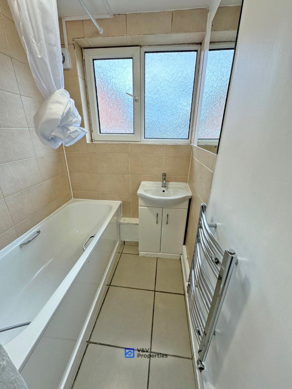 Apartment in London - View 6