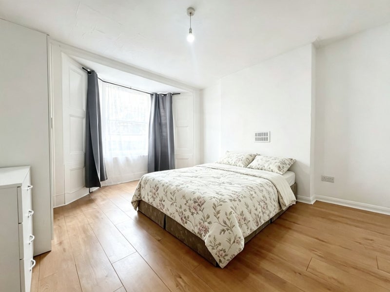 Apartment in London, Finsbury Park - View 2