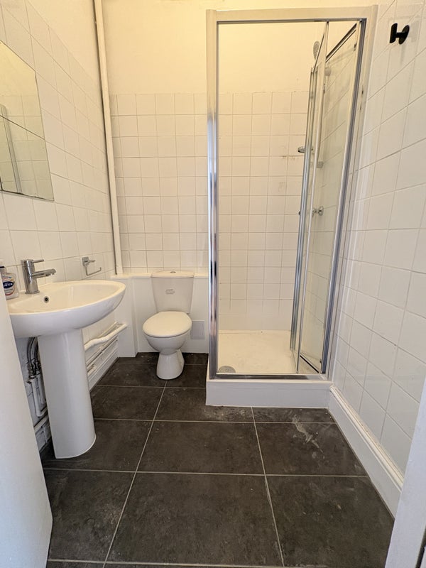 Apartment in London, Highbury - More