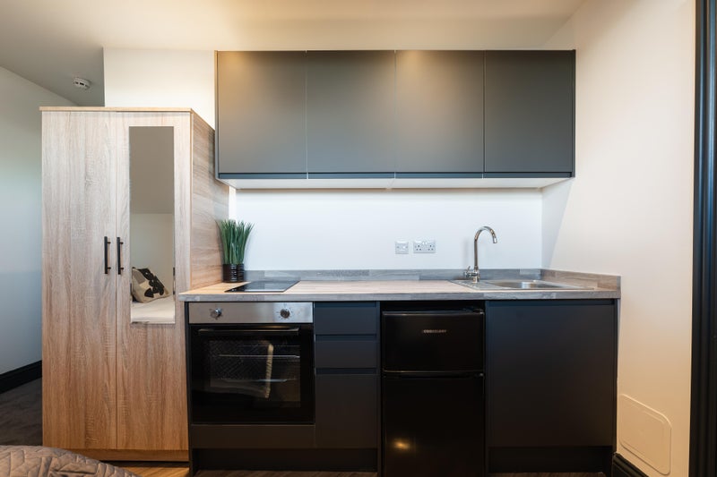 Apartment in Solihull, Olton - View 2