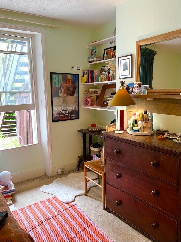 Comfortable double in beautiful house with garden - View 4