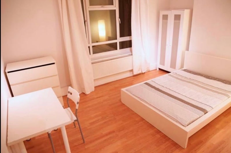 Photo 1: Room C
