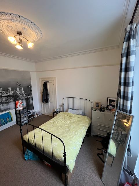 Apartment in Plymouth, Mutley - View 4