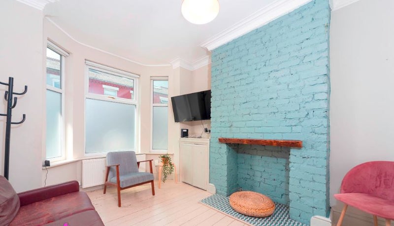6-Bedroom Student House â Whitworth Park - View 2