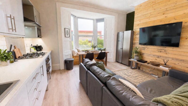 Apartment in Bristol, Greenbank, Eastville - View 2