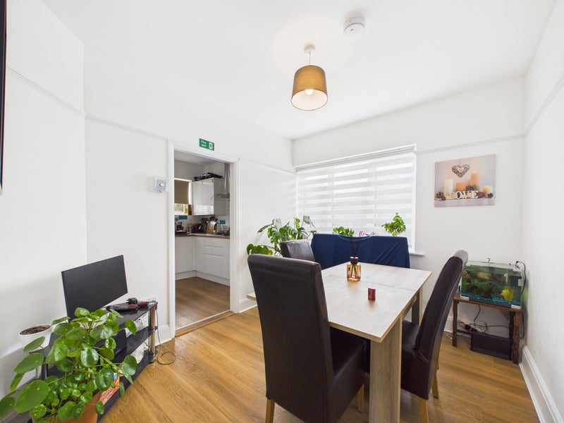 Apartment in Adur, Sompting - More