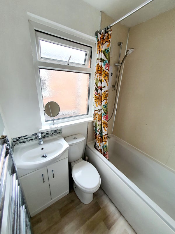 Apartment in Hull, Kingston upon Hull - View 4