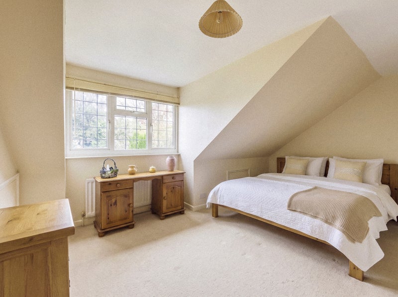 Photo 1: Master Bedroom 1