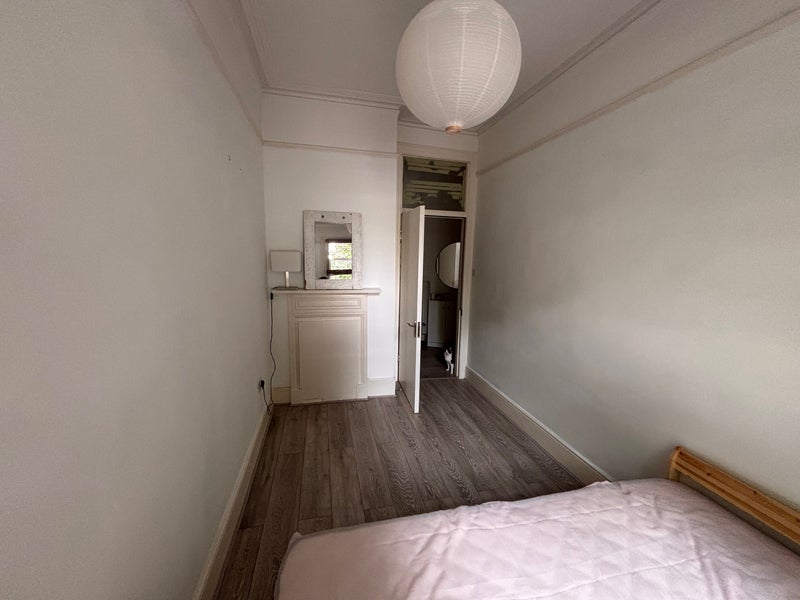 Photo 1: Small double 