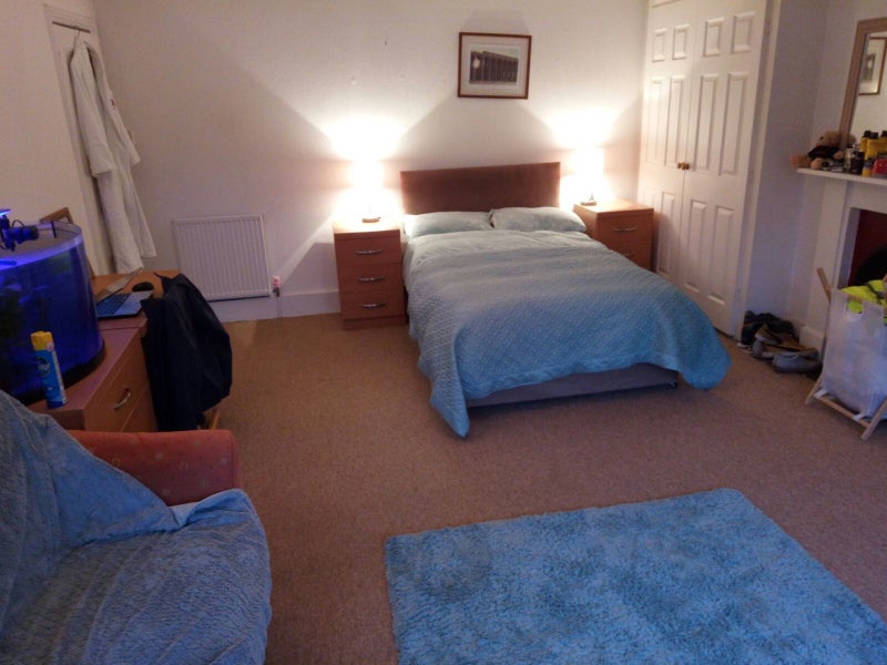 Photo 1: Plenty of storage space - available Aug 18th Huge room in flat close to the station
