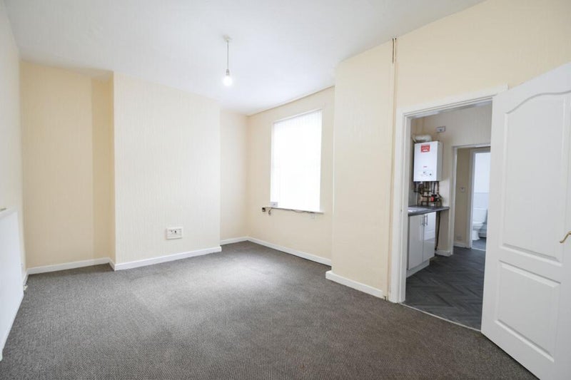 Photo 1: Living room