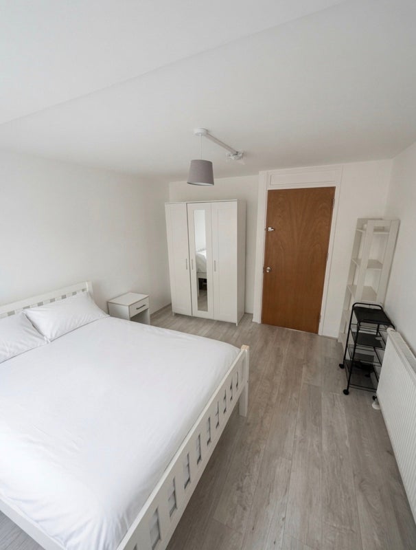 Apartment in London, City of Westminster - View 2